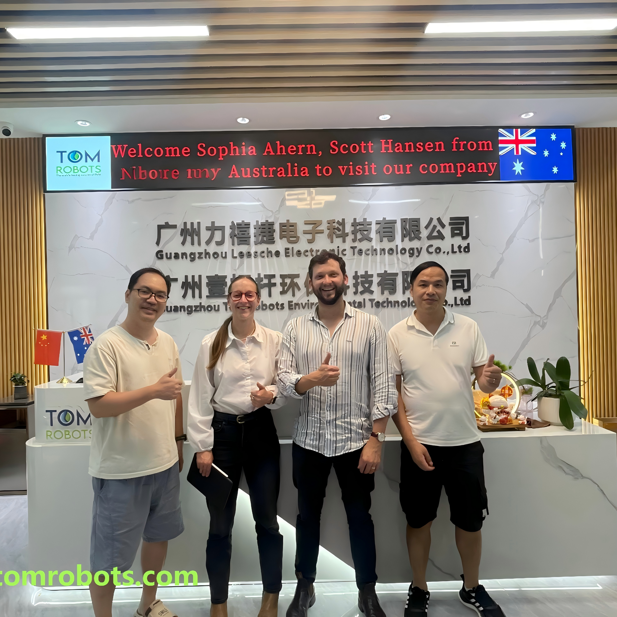 Honorable Australian customers Tour TomRobots: Advancing Tech Innovation and Eco-Friendly Efforts Together